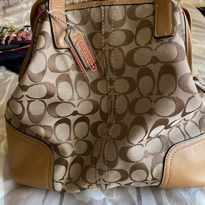 Coach handbag/crossbody/satchel